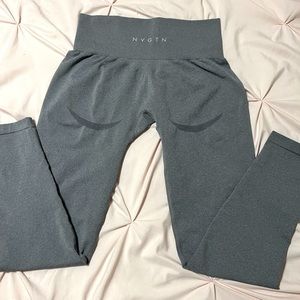 NVGTN Grey Contour Seamless leggings, Size Large.
